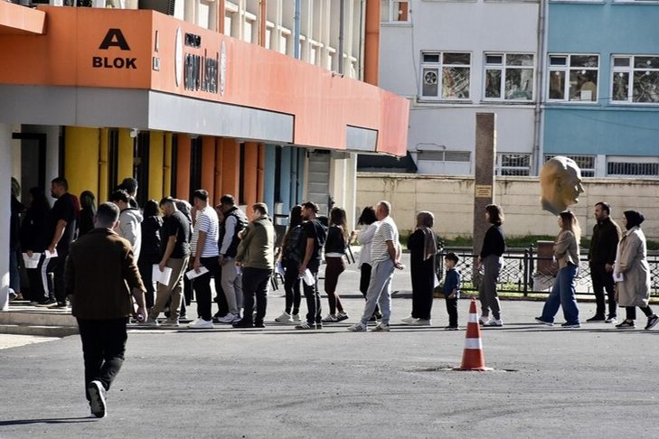 KPSS Ön Lisans oturumu 160 sınav merkezinde başladı