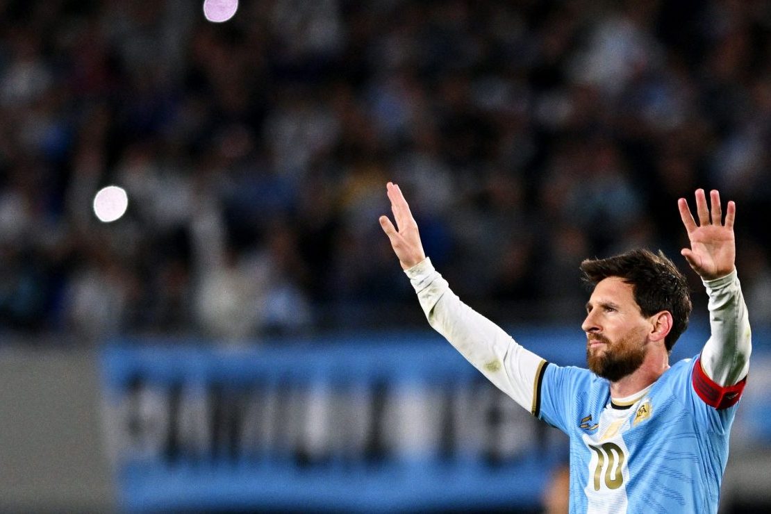Messi, Arjantin vedasında Maradona'yı andı; Ronaldo'dan saygı mesajı