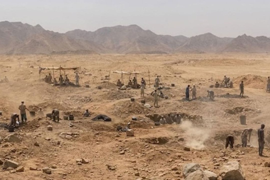 Mısır-Sudan sınırında hava saldırısı: 72 madenci öldü
