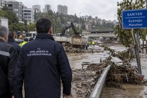 Murat Kurum, Ayazağa seli sonrası Kanal İstanbul eleştirilerini yanıtladı