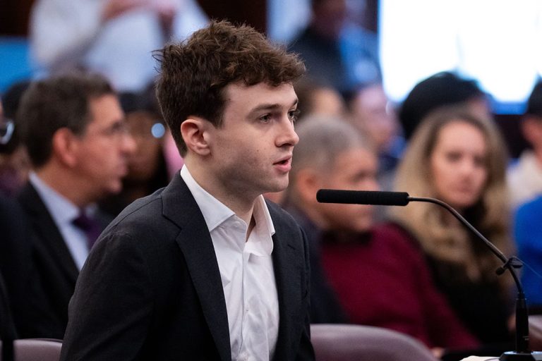 New York Kent Konseyi yapay zekâ için 10 tasarıyı görüştü