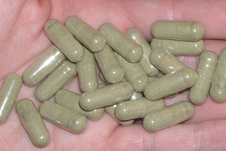 Oxford'da iki çalışana kratom satışı nedeniyle federal suçlama