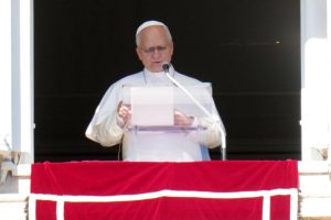 Papa Leo XIV akciğerindeki nodül için ameliyat olacak