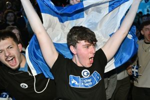 Parti Québécois Quebec seçiminde azınlık hükümeti kuracak