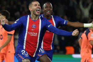PSG, Barcelona'yı 4-2 yenerek Şampiyonlar Ligi'nde 3'te 3 yaptı