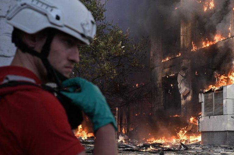 Rusya, Kiev’deki yabancılara ve diplomatlara ayrılma çağrısı yaptı