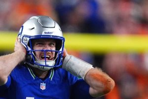 Seahawks oyun kurucusu Darnold'un top kayıpları yenilgi getirdi