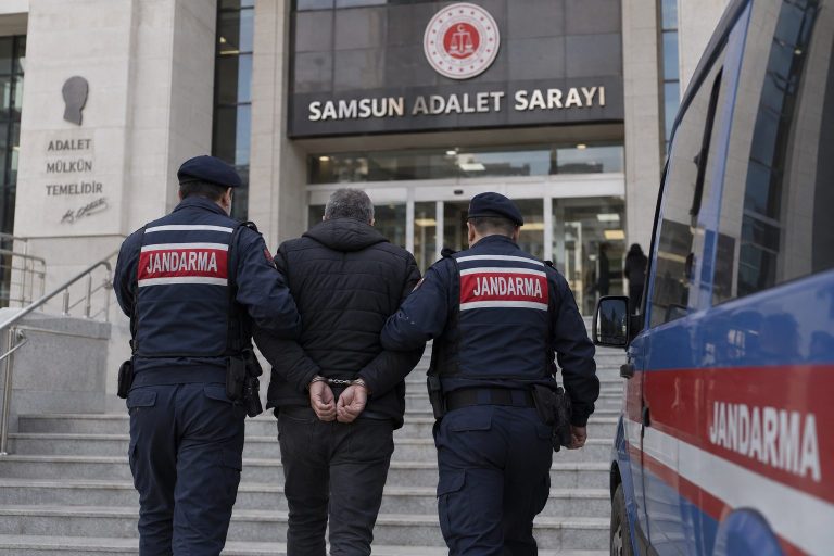 Samsun’da 10 yıl hapis cezası bulunan hükümlü yakalandı