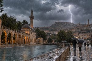 Şanlıurfa ve Mardin'de kuvvetli sağanak uyarısı