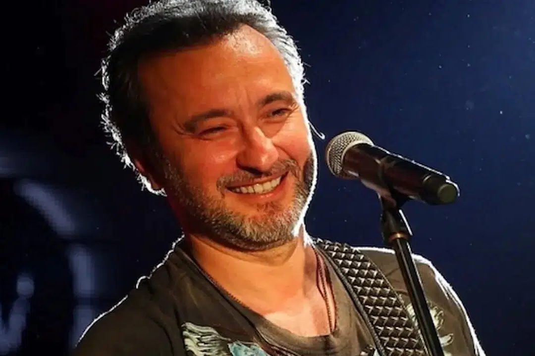 Şarkıcı Nevzat Doğansoy 57 yaşında hayatını kaybetti