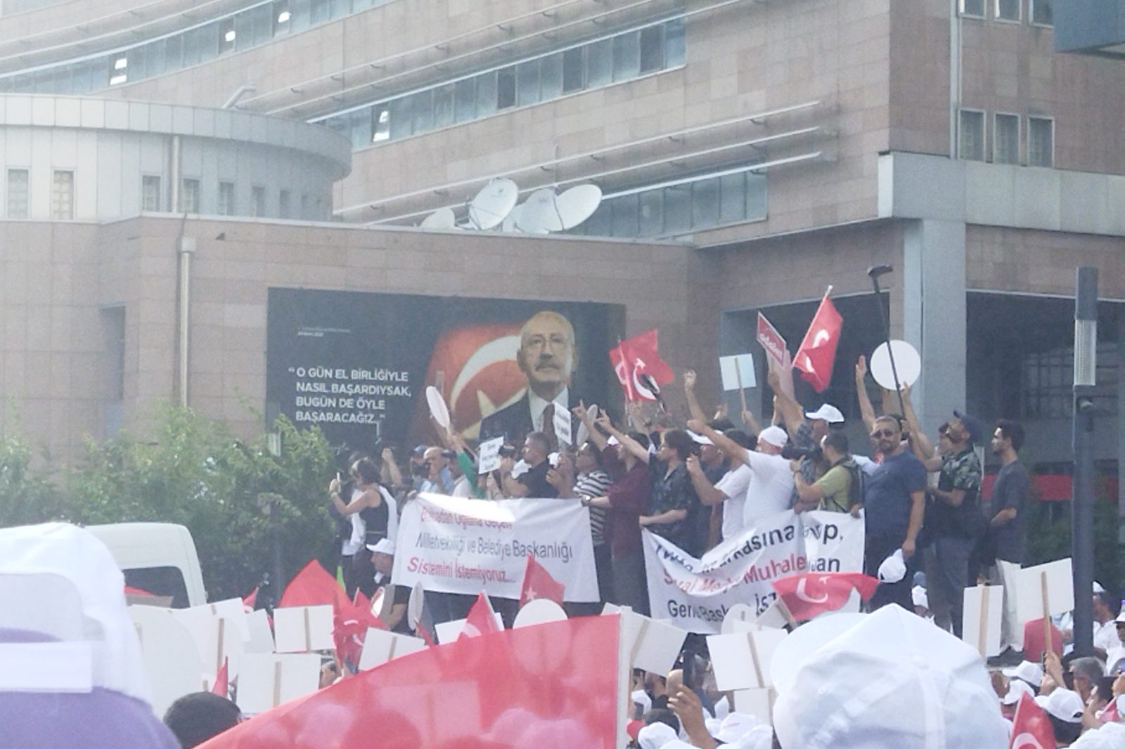 Tanju Özcan, Bolu Belediyesi davasında beraat ve tahliye istedi