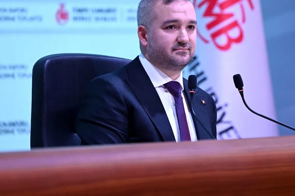 TCMB Başkanı Karahan: Fon çıkışları TL tercihini zayıflatmadı