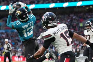 Travis Hunter, Jaguars yenilgisinde çift yönlü tarih yazdı