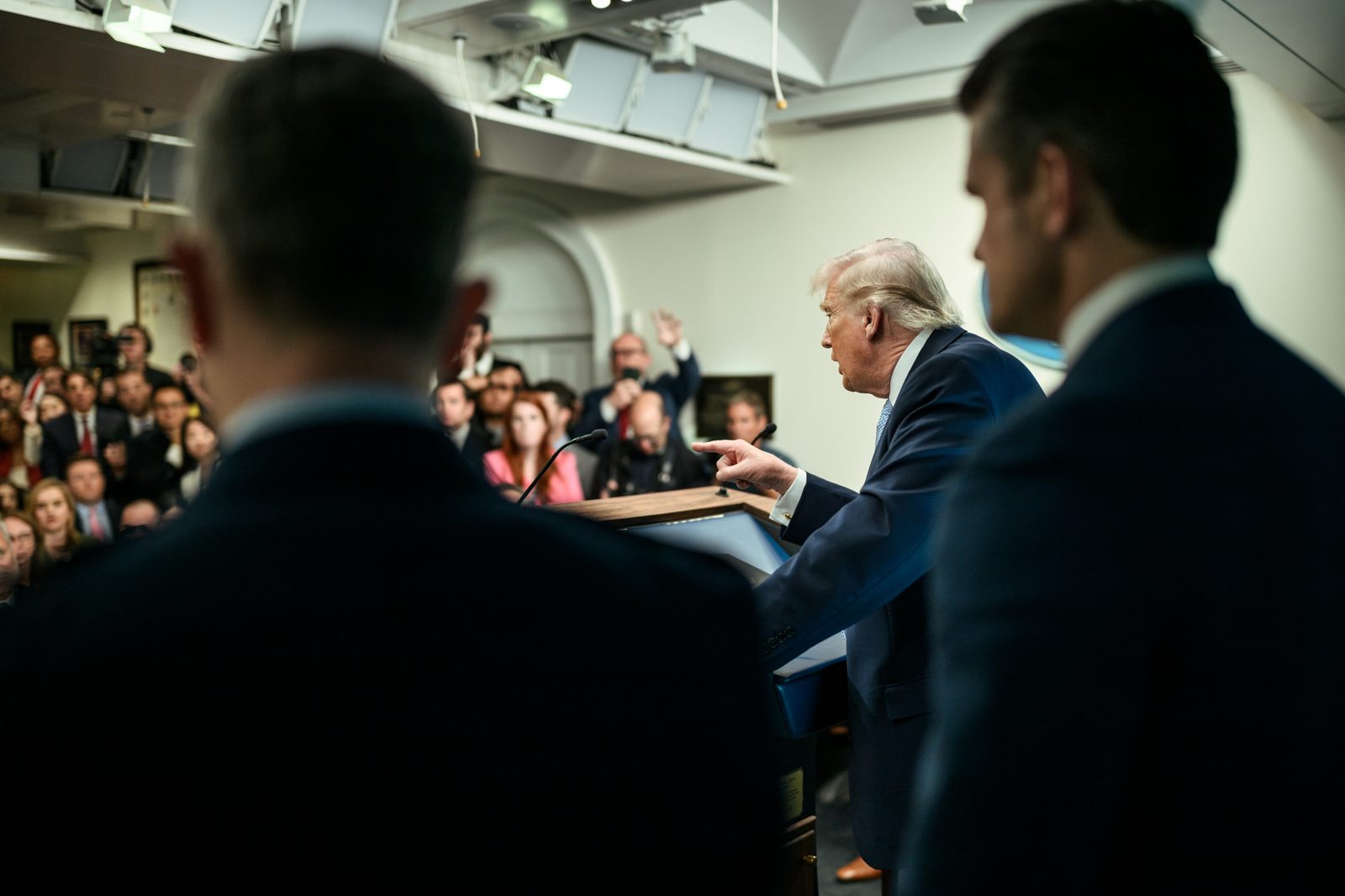 Trump, 3 Kasım'a kadar İran'a saldırı olmayacağını açıkladı