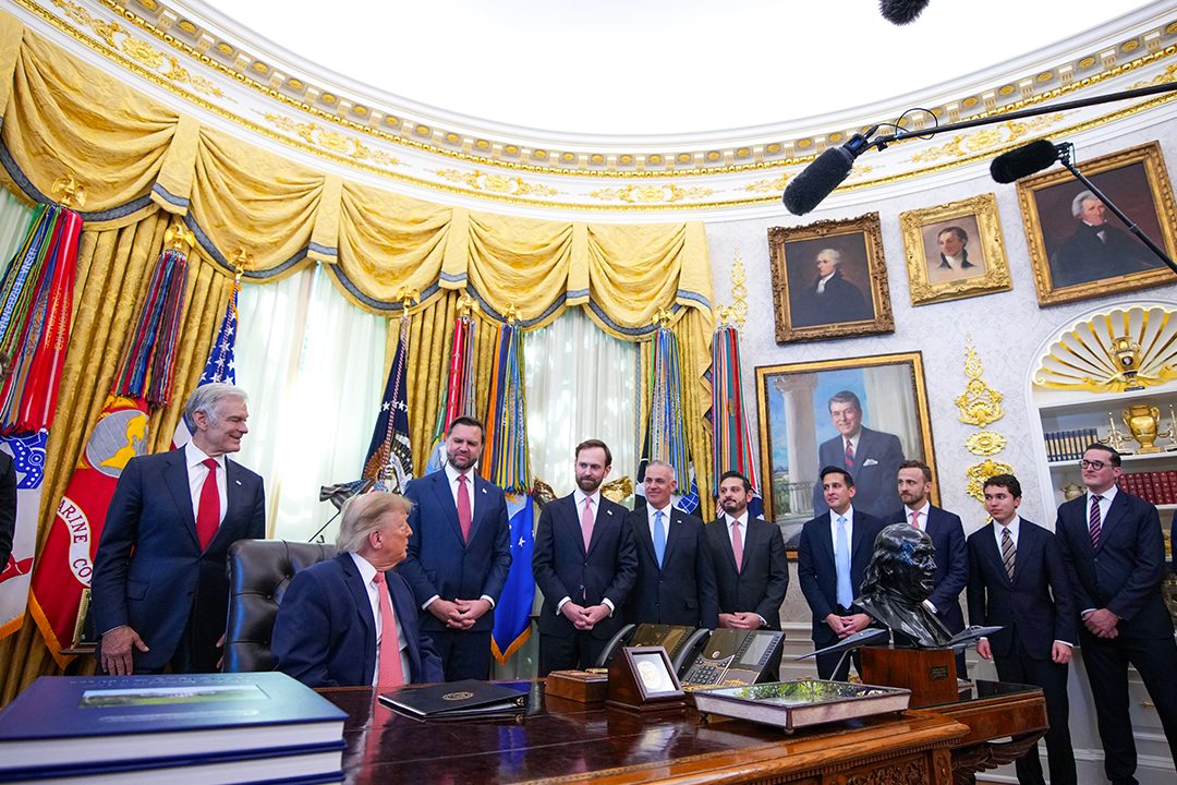 Trump, dolandırıcılık ihbarları için 25 milyon dolarlık program başlattı