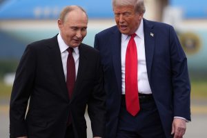Trump, Rus dizeli ithalatını savundu; senatörler itiraz etti
