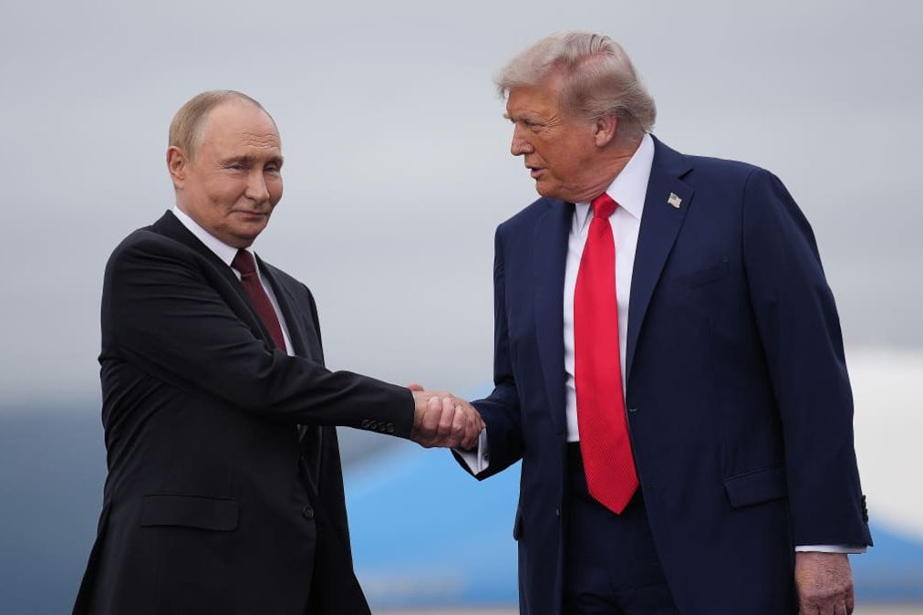 Trump, Rusya’dan ABD ve dünya piyasasına dizel sevkiyatı açıkladı