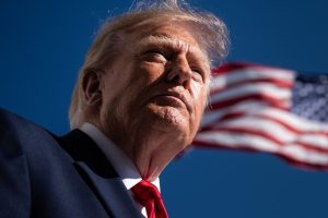 Trump, Venezuela petrol sevkiyatını Teksas'ta tanıttı