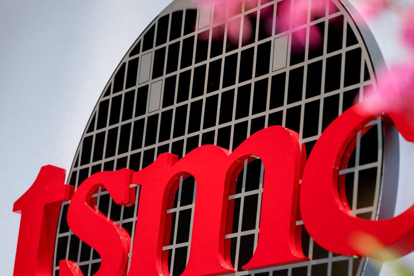 TSMC'nin üçüncü çeyrek geliri yapay zekâ talebiyle yüzde 50 arttı