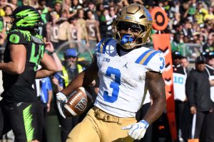 UCLA, Oregon'u 17-15 yenerek Big Ten'de namağlup kaldı