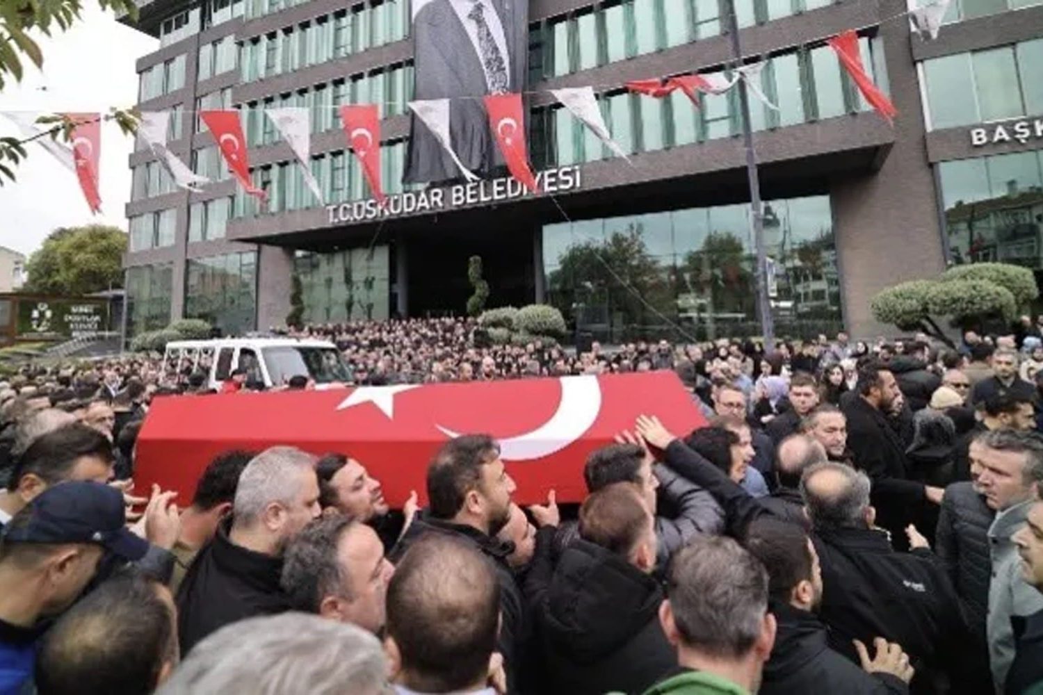 Üsküdar'da başkanvekilliği için üç partili yarış yapılacak