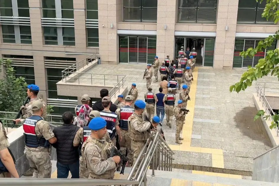Yasa dışı bahis SMS soruşturmasında 24 şüpheli gözaltında