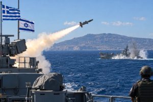 Yunanistan ve İsrail, Girit açıklarında ortak füze tatbikatı yaptı